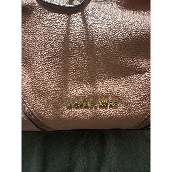 Michael Kors Nicole large Leather bucket bag MSRP $448 Pre-Loved Pink Salmon - Picture 4 of 14